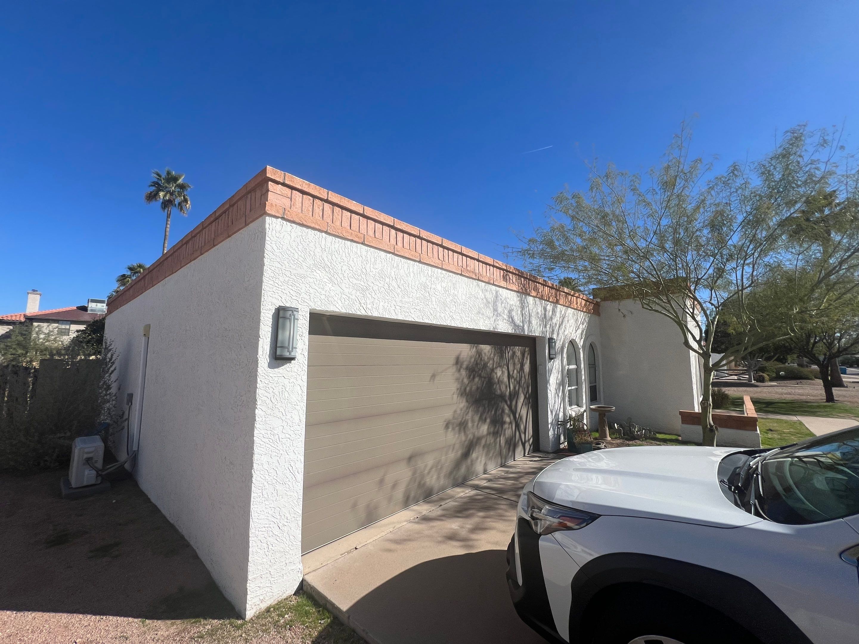 Paradise Valley garage door before painting
