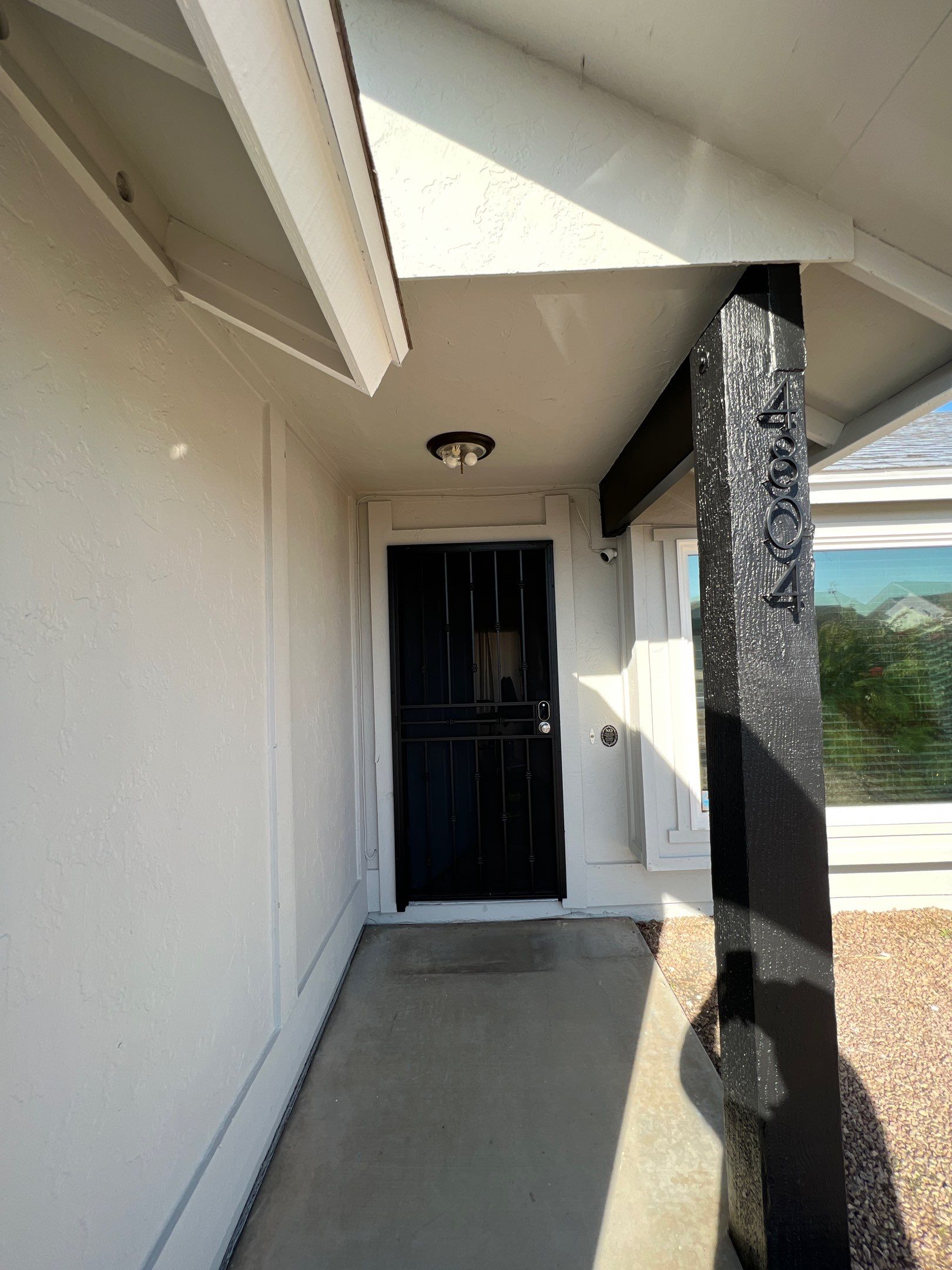 Mesa residential door after painting